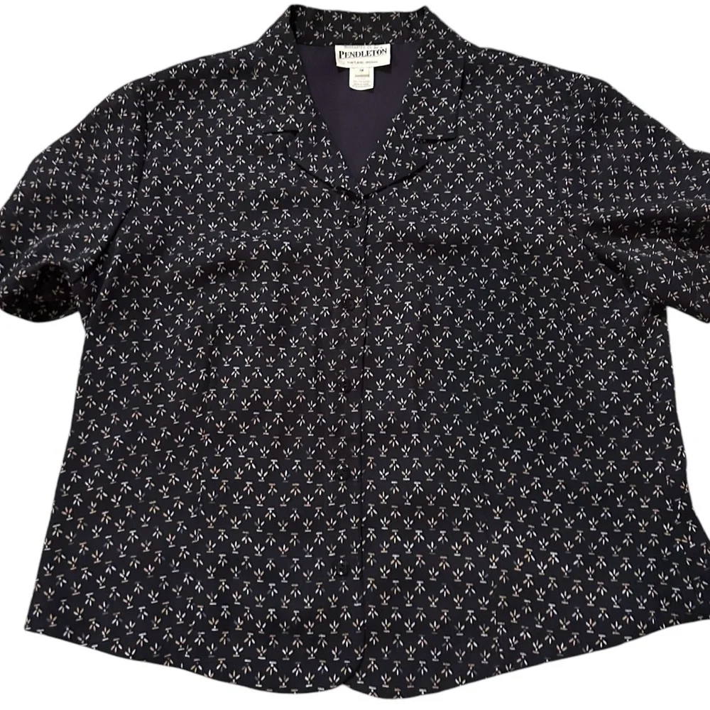 Pendleton Vintage Woman’s Blouse and‎ Skirt Set Size 18